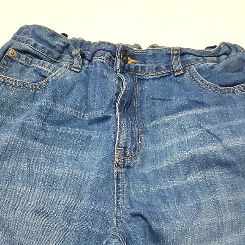 Place medium wash